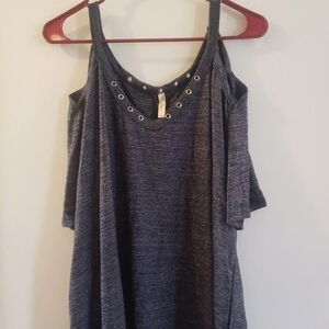 Womens jesse & j gray cold shoulder.shirt size 2x
